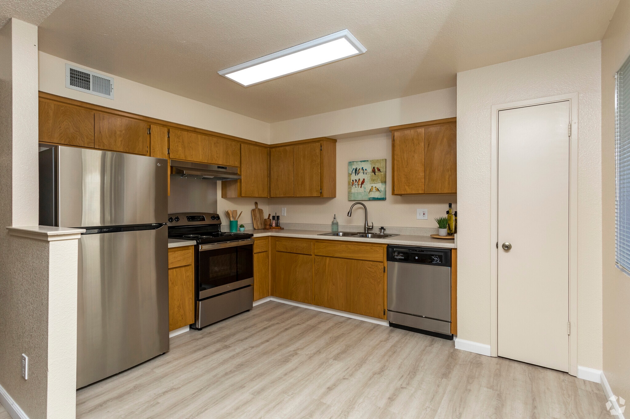 Dry Creek 1227 Corral Creek Ave Paso Robles CA 93446 Apartment Finder