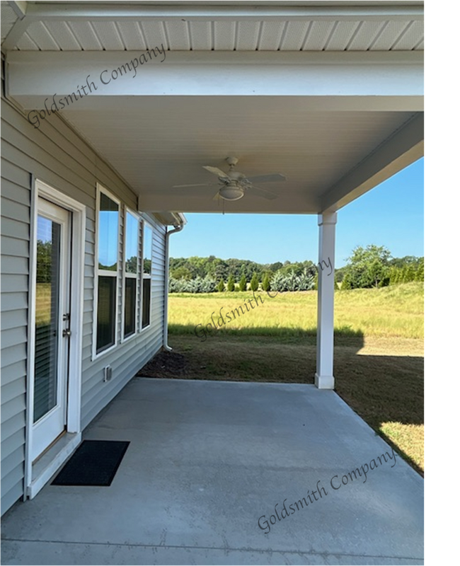 Building Photo - "Spacious Elegance Awaits: 5-Bedroom, 4.5-Bath Gem on Plumblee Lane!"