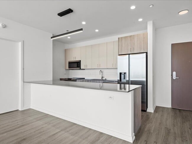 Building Photo - 808 N Cleveland Ave