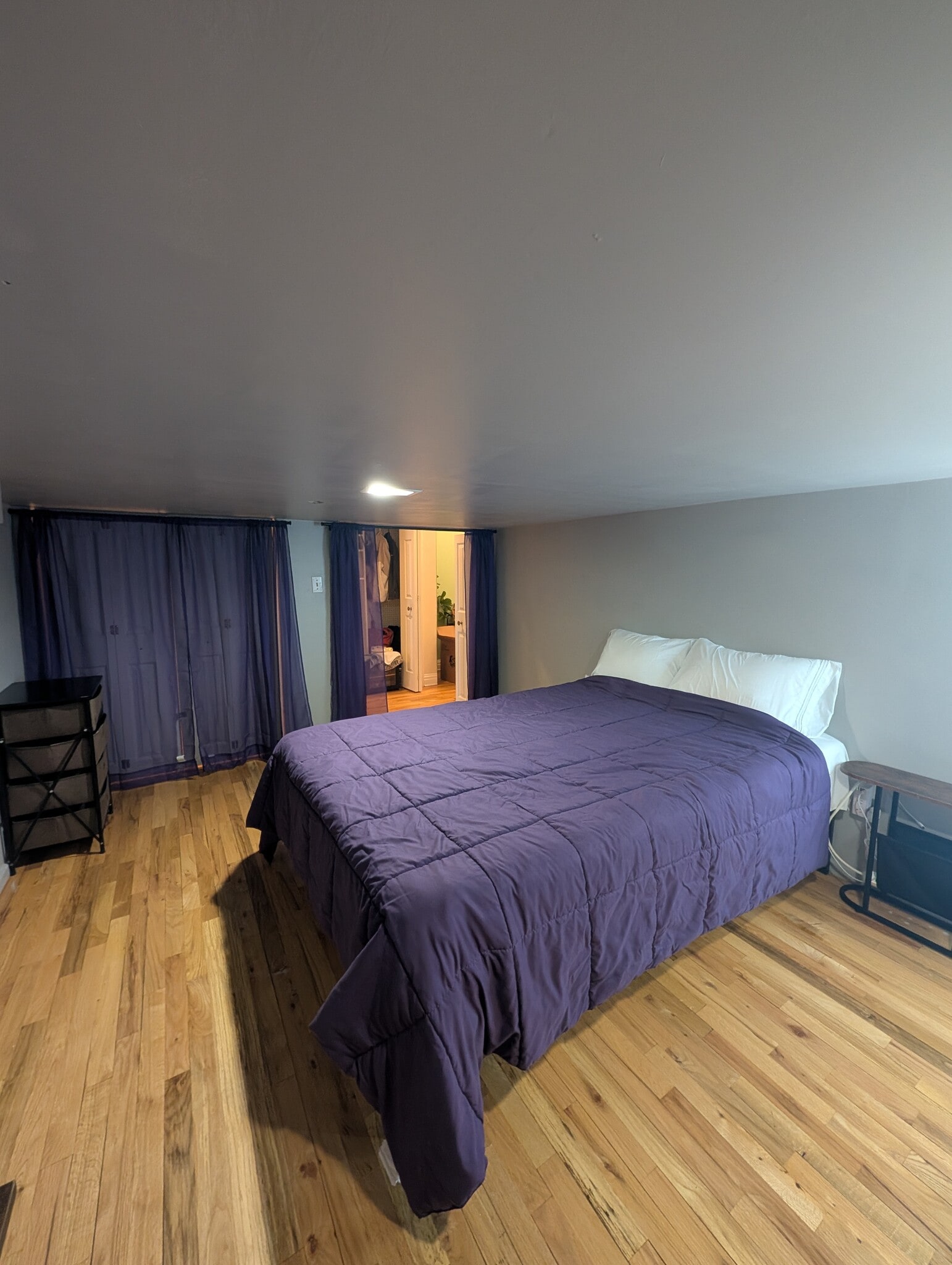 den - 518 Gregory Ave