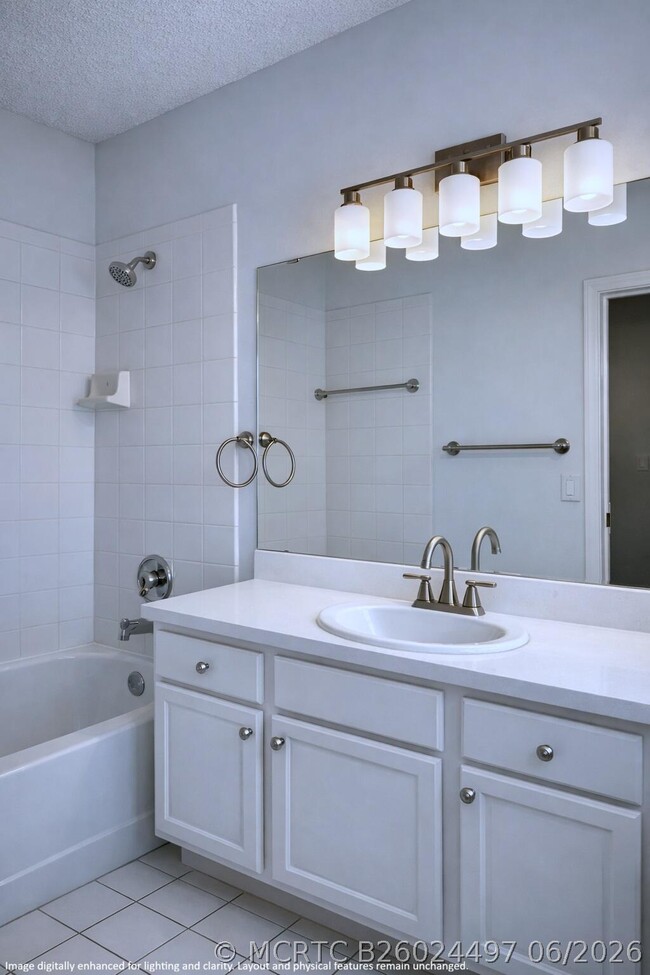 Building Photo - 703 Crosswinds Dr