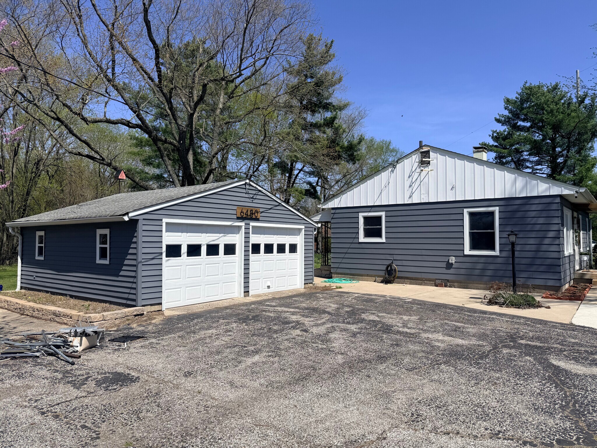 Building Photo - 6480 E County Road 700 N