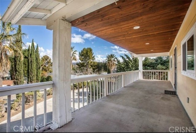 Primary Photo - 26231 Larkhaven Pl