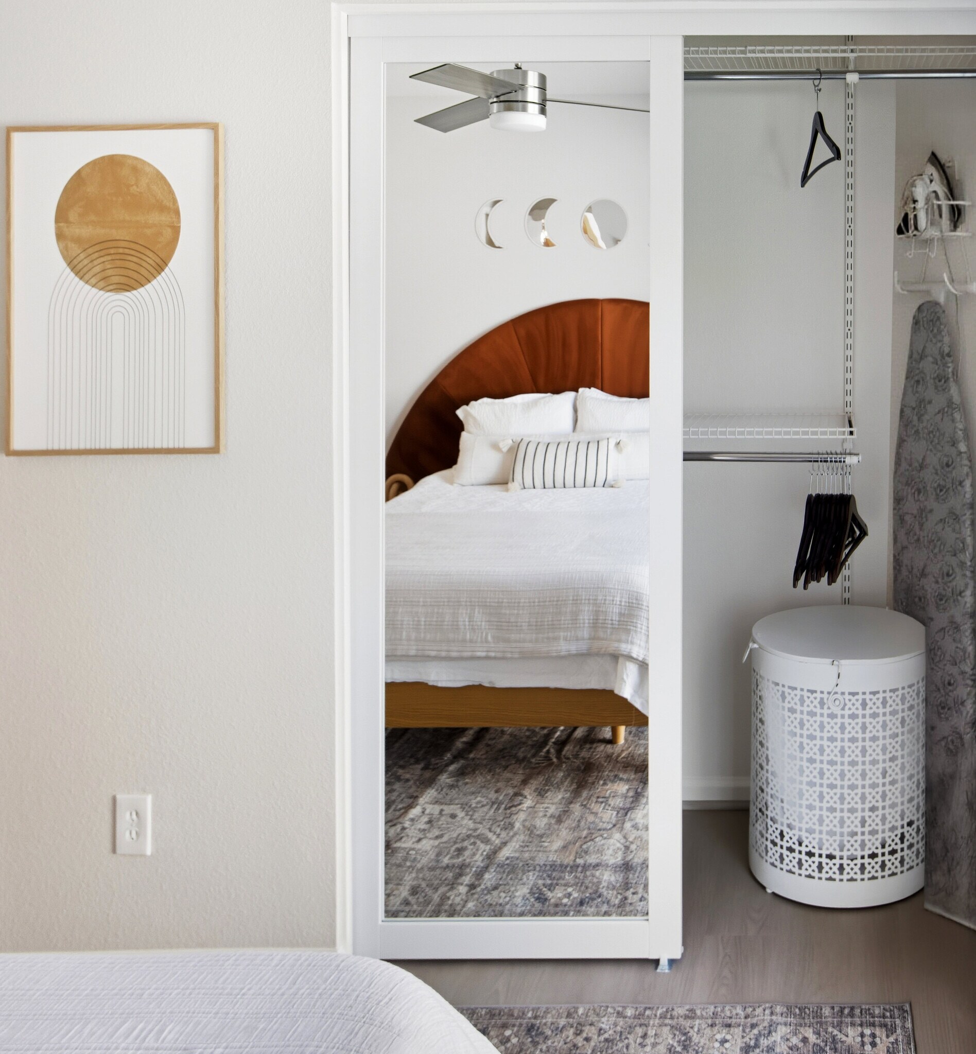 Building Photo - 8568 E Indian School Rd