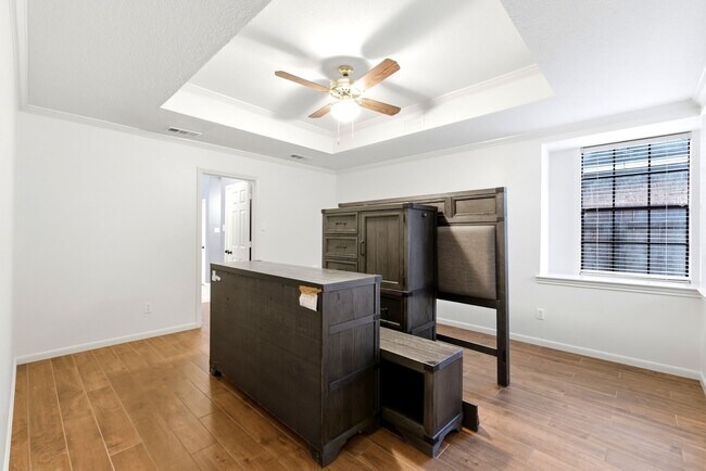 Building Photo - 5626 Spring Lodge Dr