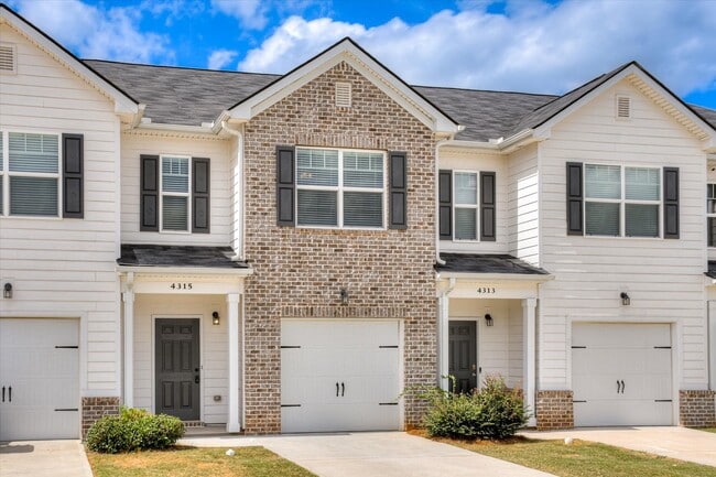 Building Photo - 4315 Newland St