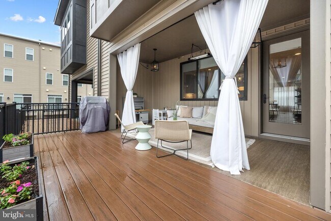 Building Photo - 42338 Nelsonville Ter