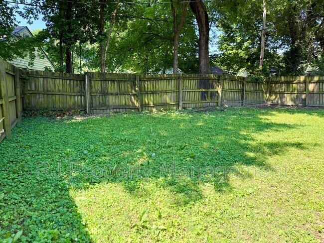 Building Photo - 3397 Farmville Rd