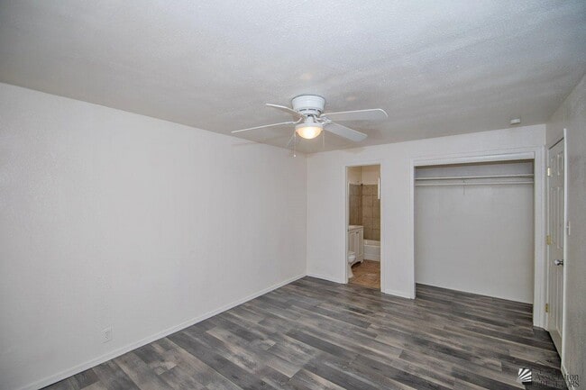Building Photo - 251 S 17th Ave