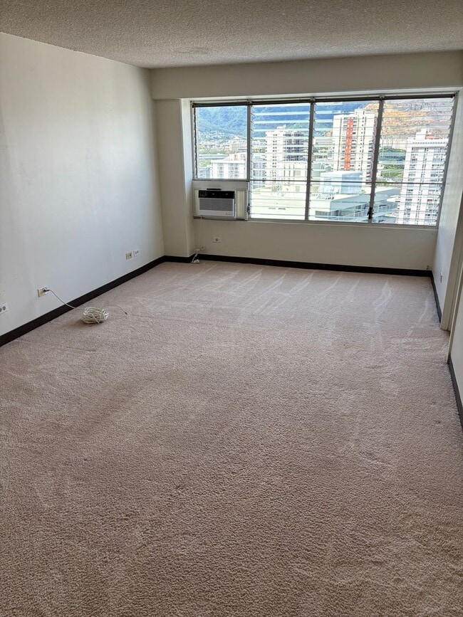 Primary Photo - Regency Tower - Studio/1 Bath/1 Prkg - $1,500
