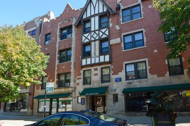 Building Photo - 4832 N Damen Ave