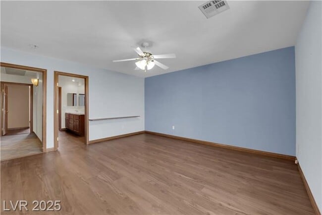 Building Photo - 1.2 Acres with Indoor & Outdoor RV Parking!!!!