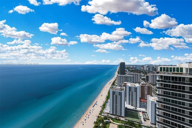 Building Photo - 1830 S Ocean Dr