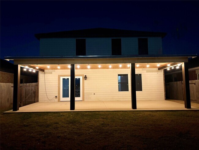 Building Photo - 13534 Wembley Heights Dr