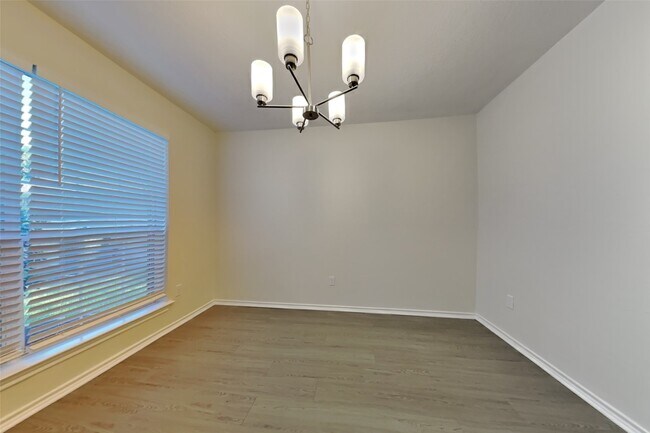 Building Photo - 18114 Stone Trail Manor Dr