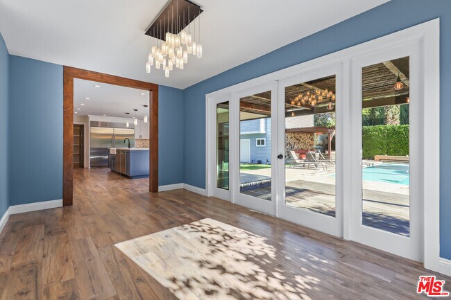 Building Photo - 4744 Haskell Ave