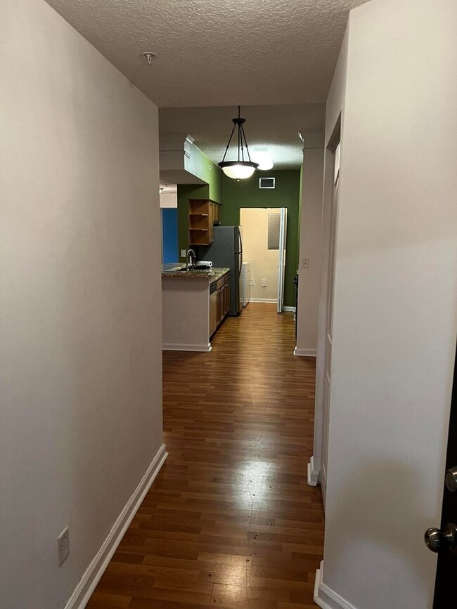 Building Photo - 9873 Baywinds Blvd