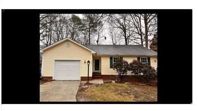 Building Photo - Newly Remodeled 3BD, 2BA Fuquay-Varina Hom...