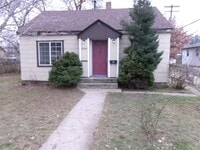 Building Photo - Cottage style house in N.W. Boise Hazel