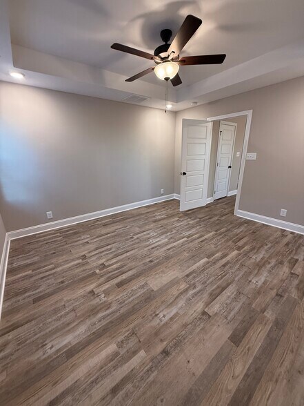 Primary Suite - 1100 Cardinal Creek Dr