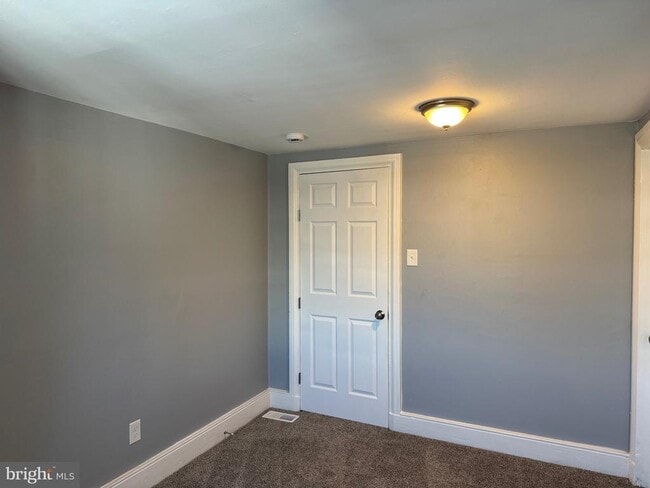 Building Photo - 1512 Franklin St