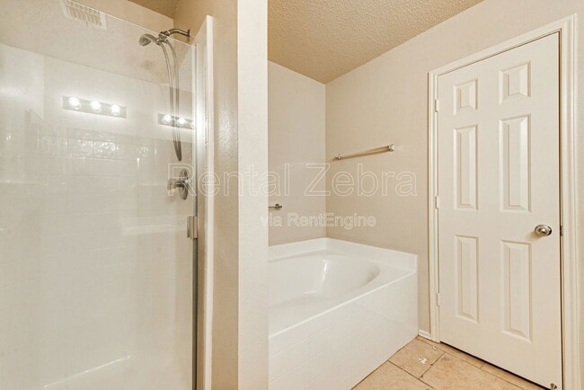 Building Photo - 1117 Scarlet Sage Pkwy