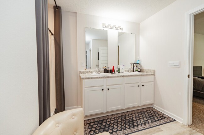 Building Photo - 3032 Heritage Plantation Blvd