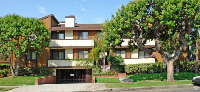 Building Photo - 3515 Keystone Ave