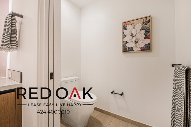 Building Photo - 1333 Orange Grove Ave