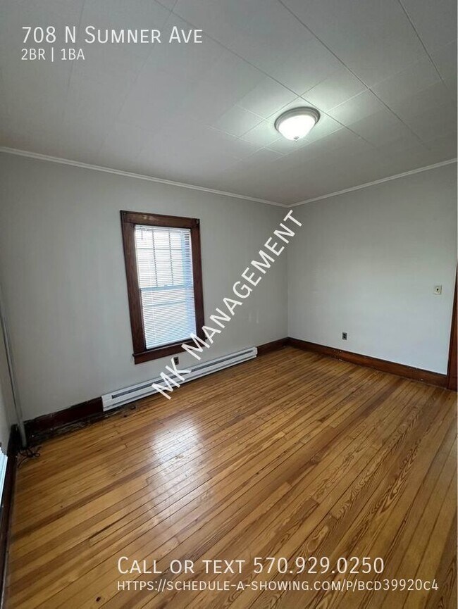 Building Photo - 2 bed /  bath