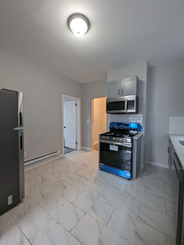 Building Photo - 59 N 15th St