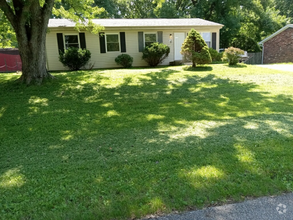 Building Photo - 8716 Shadow Creek Way