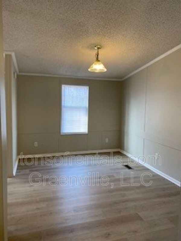 Building Photo - 236 Elizabeth Ln