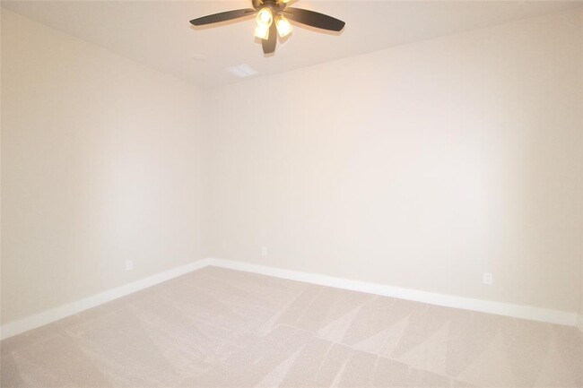 Building Photo - 2211 Almond Creek Ln