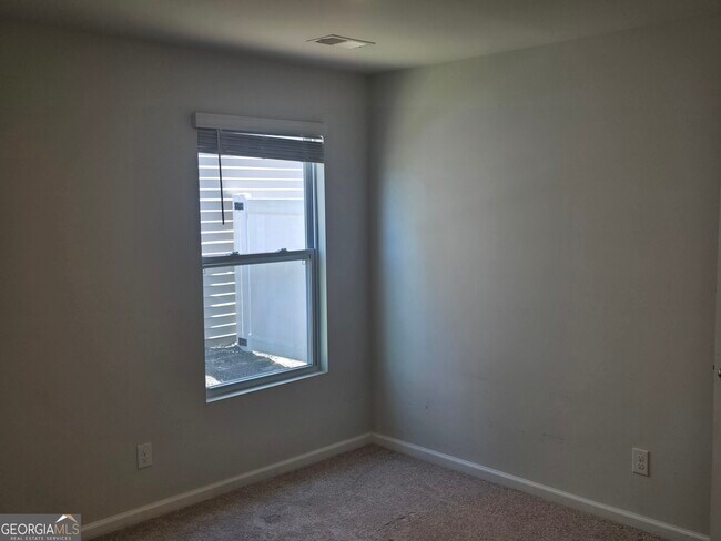 Building Photo - 404 Turpentine Trl