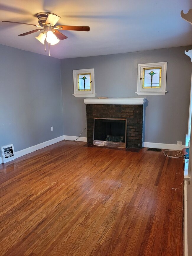 Building Photo - 4710 Eichelberger St