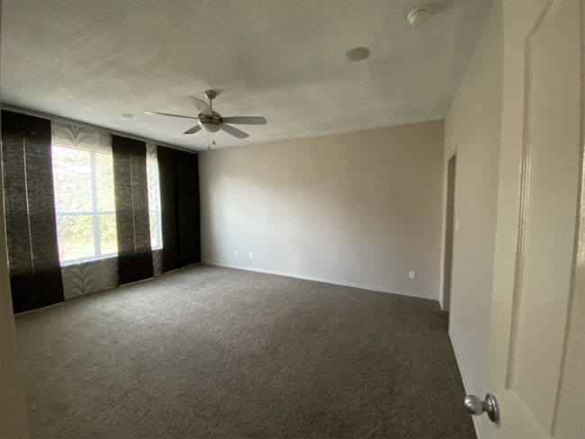 Building Photo - 12564 Western Gull Dr