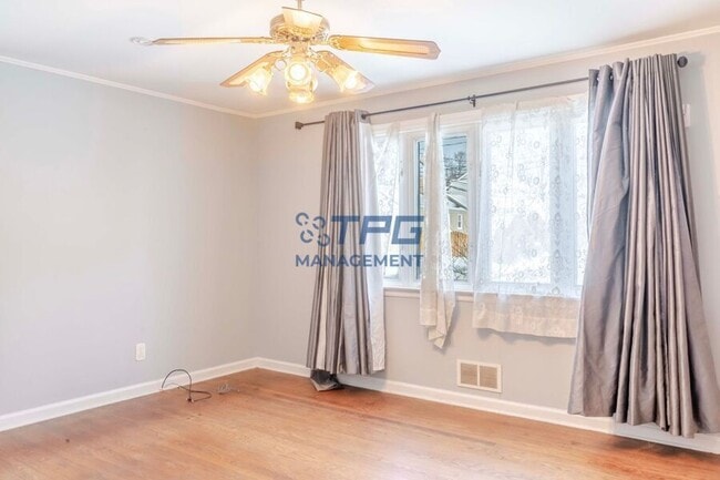 Building Photo - 29 Glendale Rd