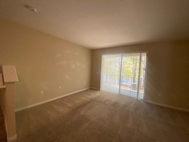 Building Photo - 10421RSD(75)