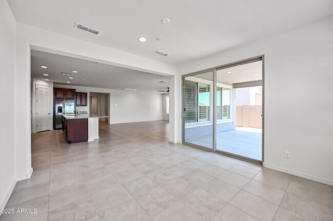 Building Photo - 13803 W Calle De Baca