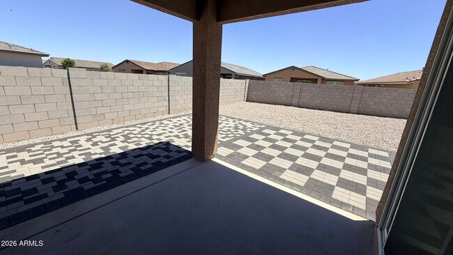 Building Photo - 37043 W Vera Cruz Dr