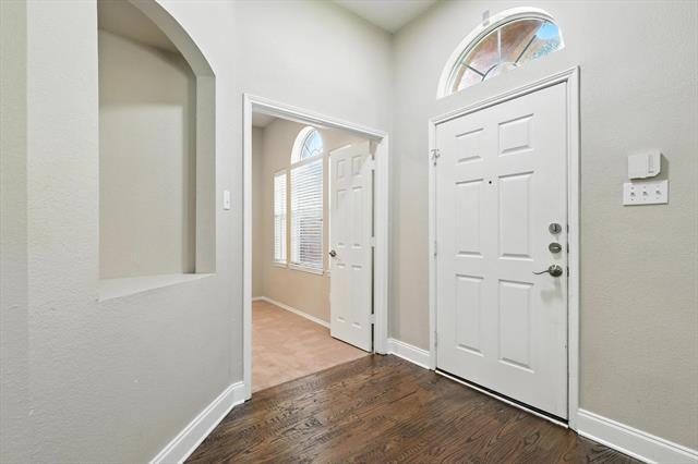 Building Photo - 2502 Blue Holly Dr