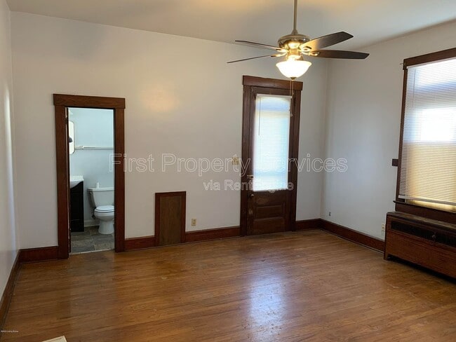 Building Photo - 2121 Culbertson Ave