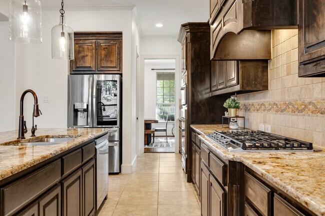 Building Photo - 7944 Cherry Springs Ct