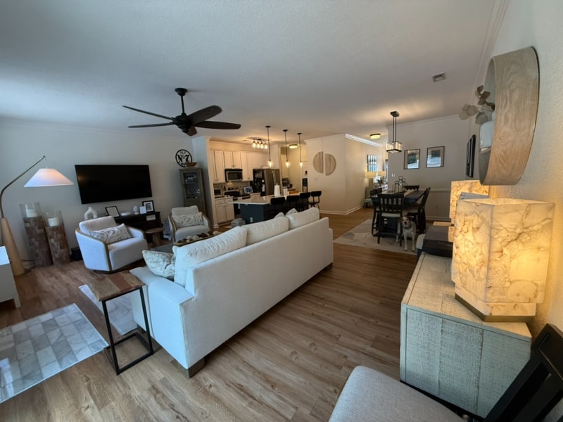 Building Photo - 472 Fieldstone Glen Way