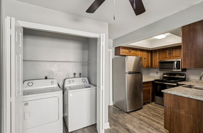 Building Photo - 4495 Frankie Ct