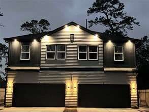 Building Photo - 6531 Rosemary Ln