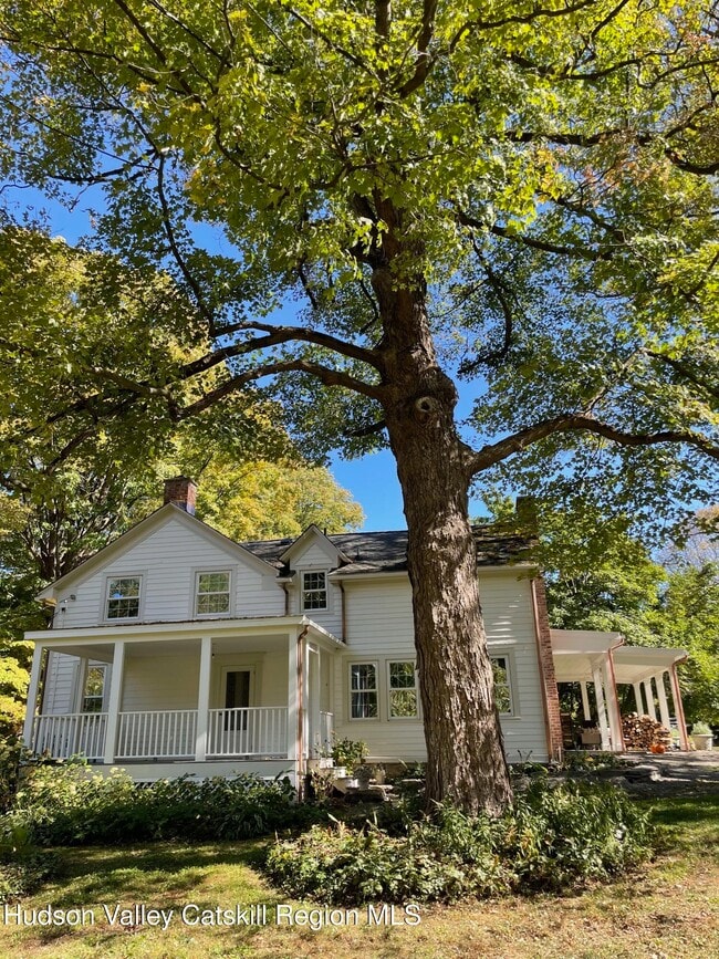 Building Photo - 416 Hapeman Hill Rd