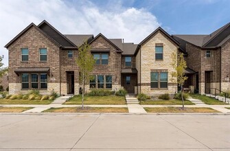 Building Photo - 6805 Andrew Dr