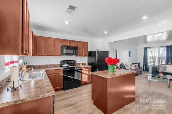 Building Photo - 2715 Sydney Overlook Ln